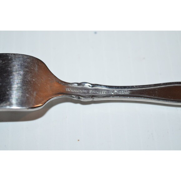 Oneida Stainless Satinique Dinner Fork  7 3/8"  discontinued replacement - Picture 8 of 8